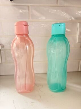 Tupperware Pink and Teal Eco Bottles Fliptop 1L